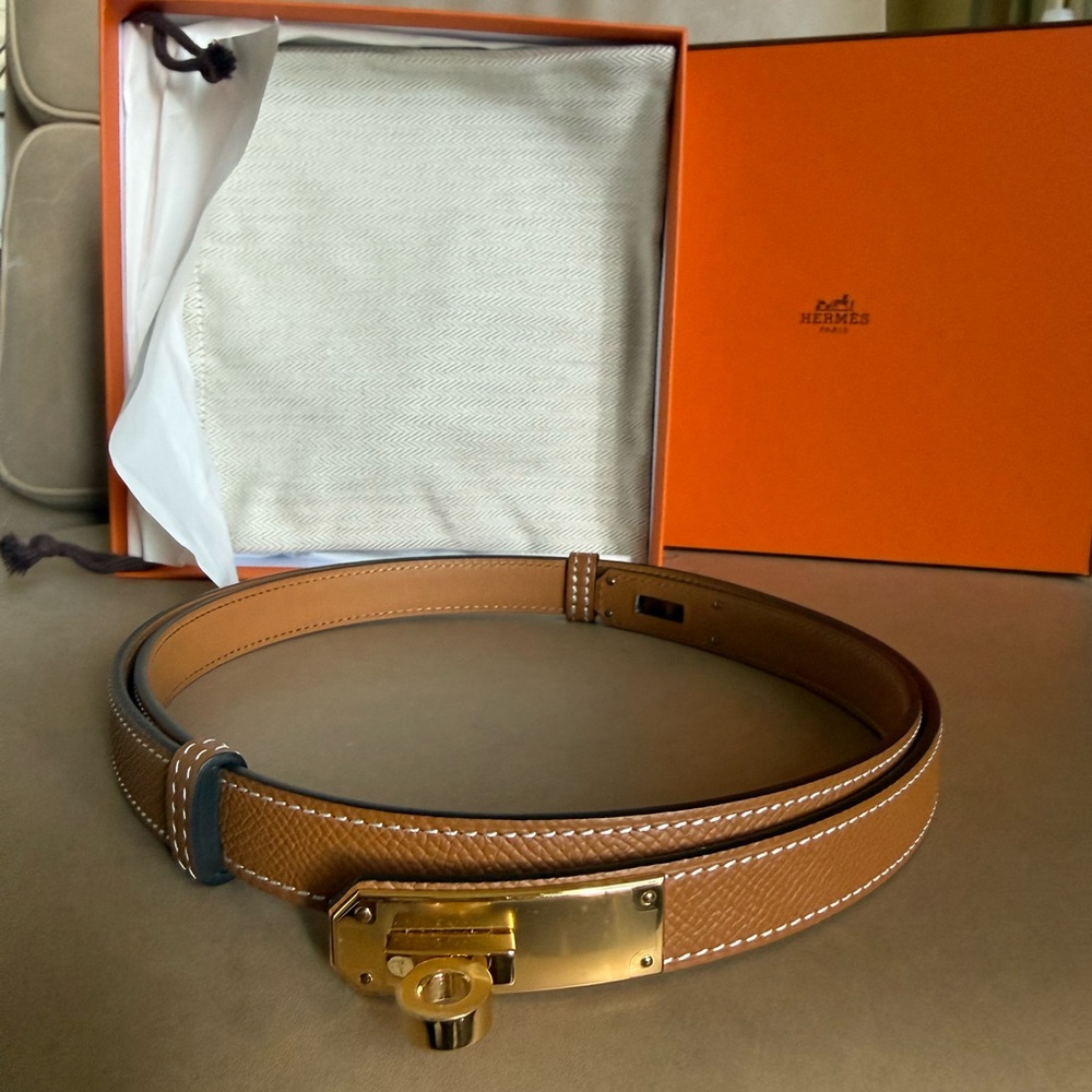Hermes Kelly belt, gold with gold hardware, stickers still on hardware.